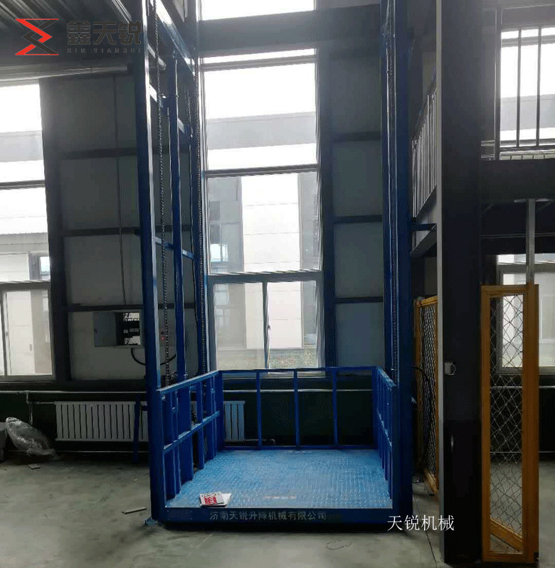 克孜勒苏导轨式升降机验收合格